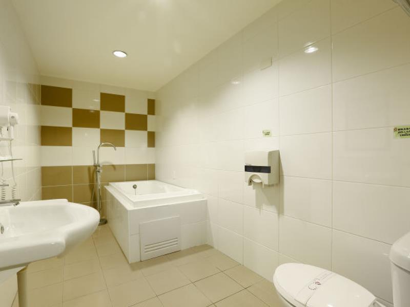 Hua Xiang Motel - Arena Kaohsiung Exterior photo